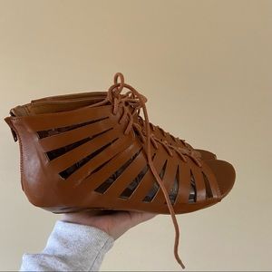 Bamboo Lace-up Wedge
